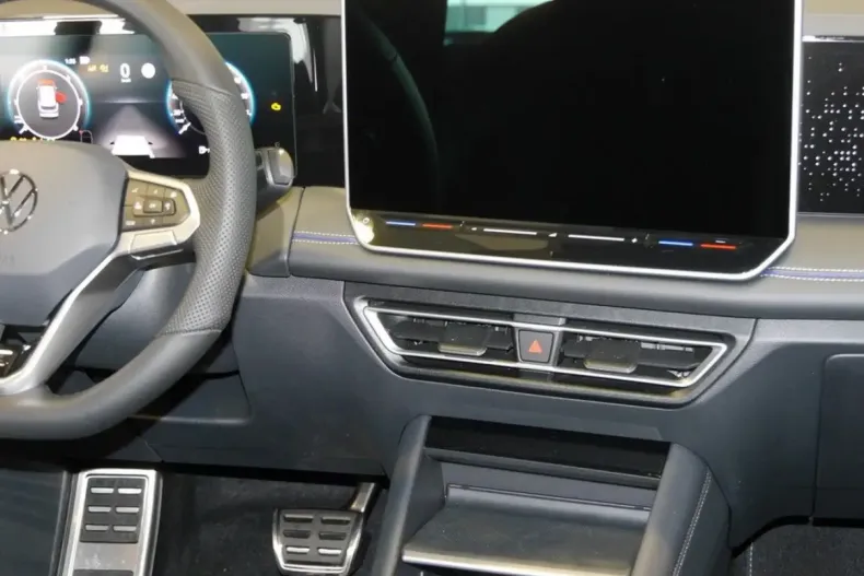 Volkswagen Tiguan din 2024 cu 53.200 km - oferta VOL178239 - foto 9