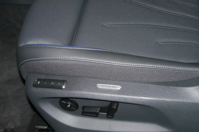 Volkswagen Tiguan din 2024 cu 53.200 km - oferta VOL178239 - foto 12