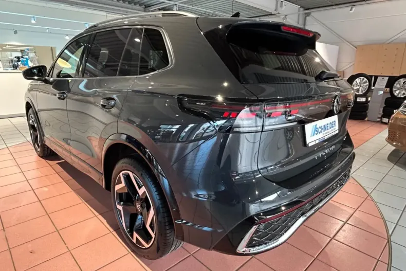 Volkswagen Tiguan din 2024 cu 71.645 km - oferta VOL178241 - foto 7