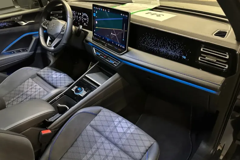 Volkswagen Tiguan din 2024 cu 37.000 km - oferta VOL178242 - foto 11