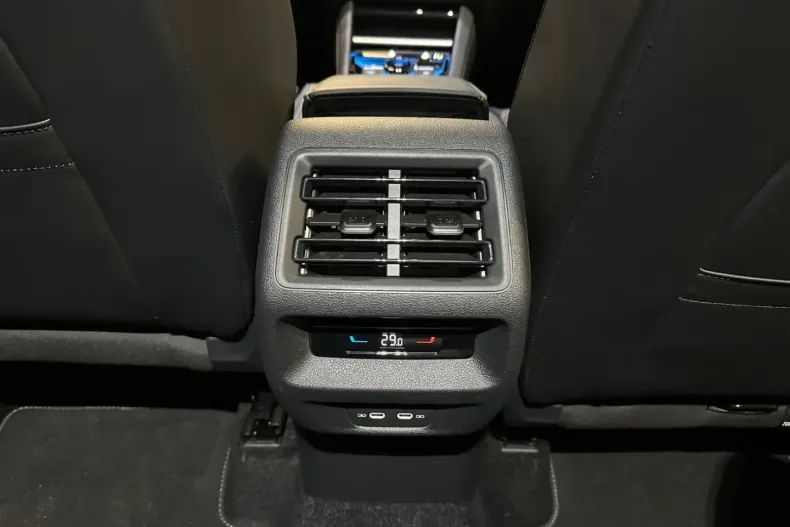 Volkswagen Tiguan din 2024 cu 37.000 km - oferta VOL178242 - foto 31