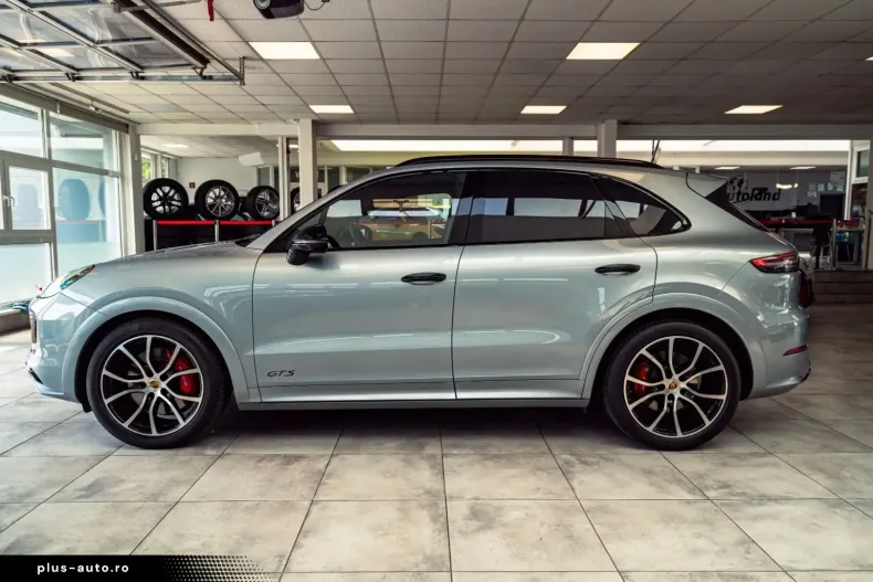 Porsche Cayenne din 2022 cu 59.990 km - oferta POR178244 - foto 3