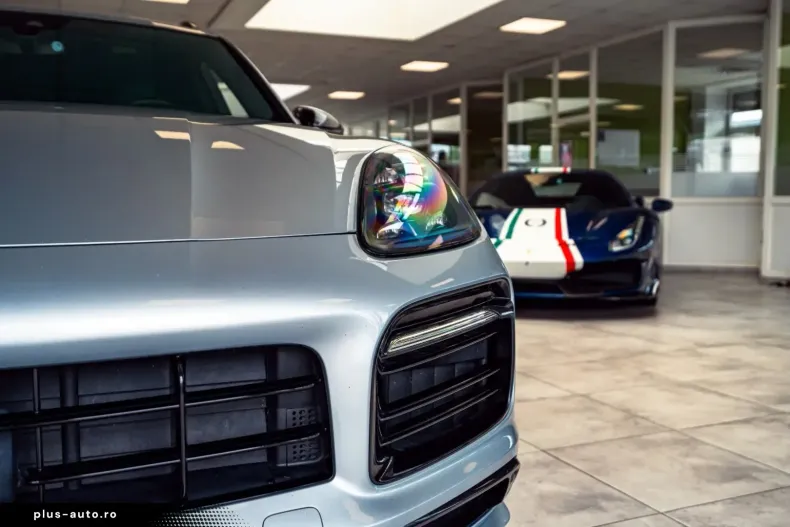 Porsche Cayenne din 2022 cu 59.990 km - oferta POR178244 - foto 9