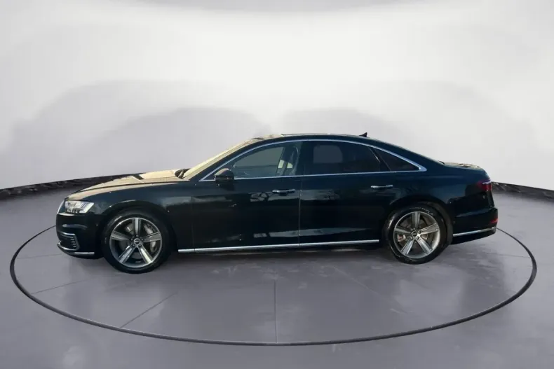 Audi A8 din 2021 cu 63.950 km - oferta AUD178245 - foto 3