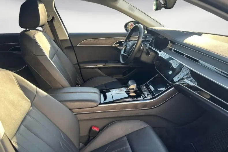 Audi A8 din 2021 cu 63.950 km - oferta AUD178245 - foto 10