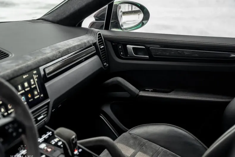 Porsche Cayenne din 2023 cu 78.040 km - oferta POR178246 - foto 24