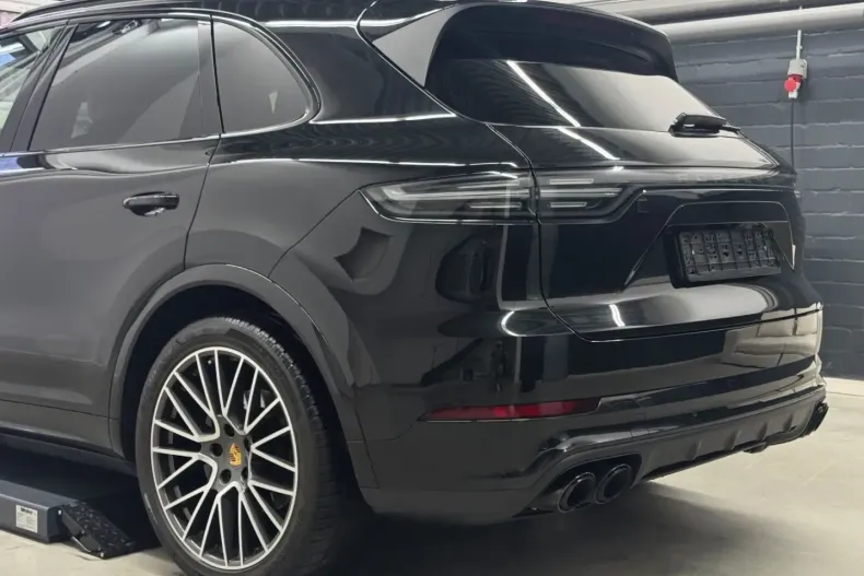 Porsche Cayenne din 2022 cu 55.600 km - oferta POR178248 - foto 8