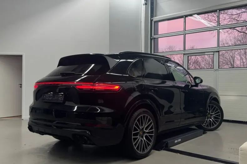 Porsche Cayenne din 2022 cu 55.600 km - oferta POR178248 - foto 11