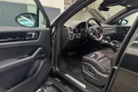 Porsche Cayenne din 2022 cu 55.600 km - oferta POR178248 - foto 12