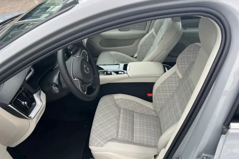 Volvo V60 din 2024 cu 15.325 km - oferta VOL178255 - foto 7