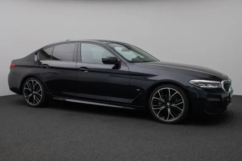 BMW 540 din 2022 cu 88.228 km - oferta BMW178258 - foto 4