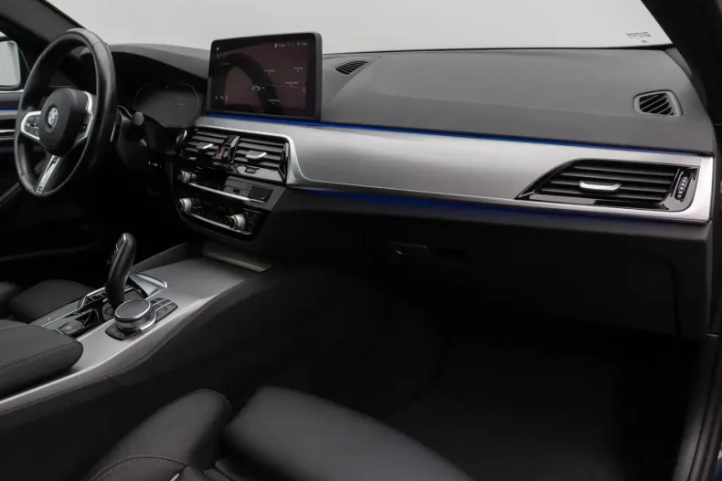 BMW 540 din 2022 cu 88.228 km - oferta BMW178258 - foto 23