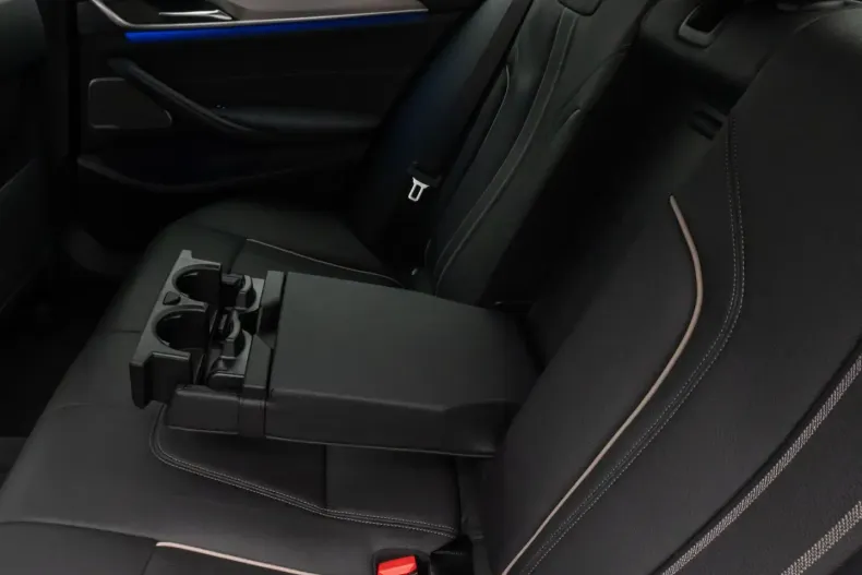 BMW 540 din 2022 cu 88.228 km - oferta BMW178258 - foto 27