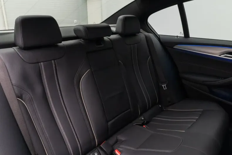 BMW 540 din 2022 cu 88.228 km - oferta BMW178258 - foto 28