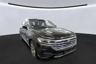 Volkswagen Touareg din 2022 cu 84.306 km - oferta VOL178264 - foto 2
