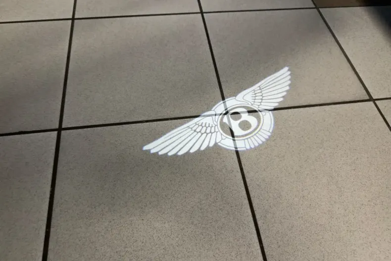 Bentley Bentayga din 2023 cu 7.500 km - oferta BEN178266 - foto 18