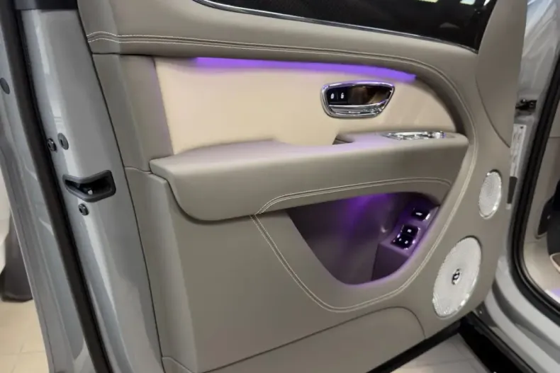 Bentley Bentayga din 2023 cu 7.500 km - oferta BEN178266 - foto 19