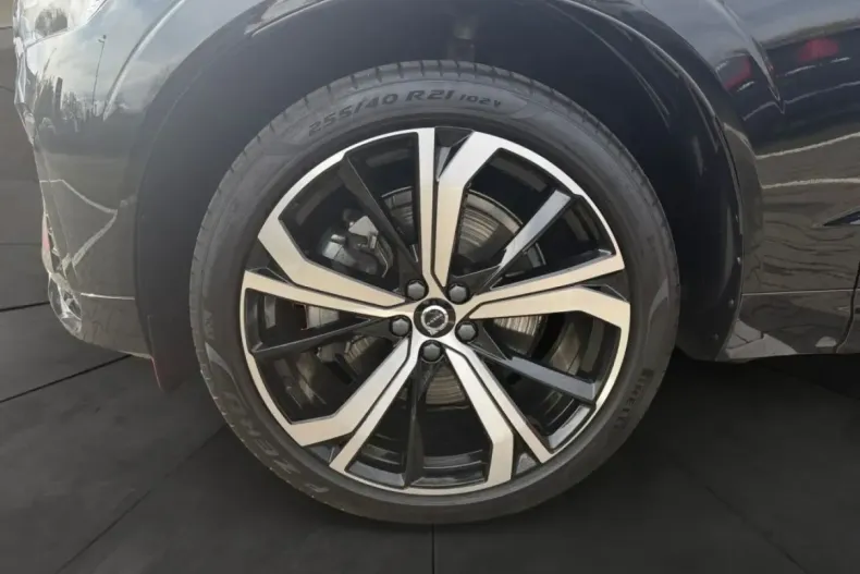 Volvo XC60 din 2023 cu 71.300 km - oferta VOL178271 - foto 9