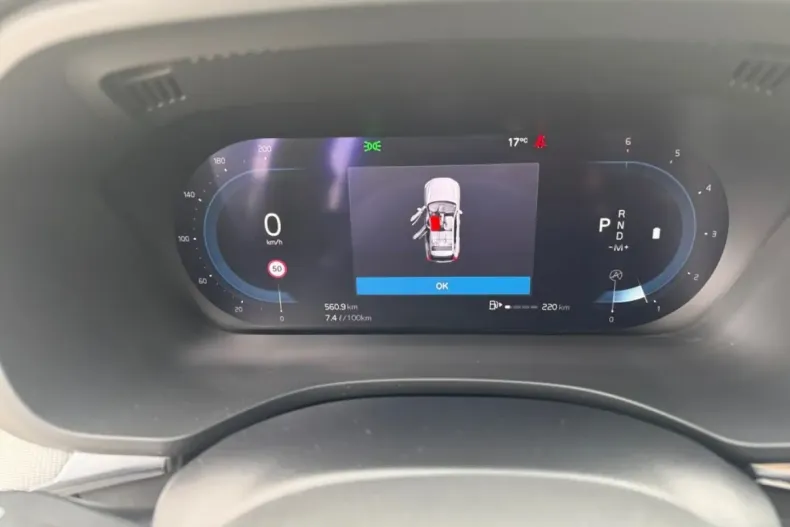 Volvo XC60 din 2023 cu 71.300 km - oferta VOL178271 - foto 13