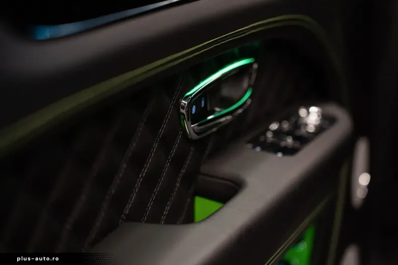 Bentley Bentayga din 2025 cu 3.800 km - oferta BEN178275 - foto 14