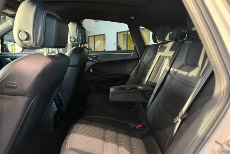 Porsche Macan din 2023 cu 77.821 km - oferta POR178284 - foto 20