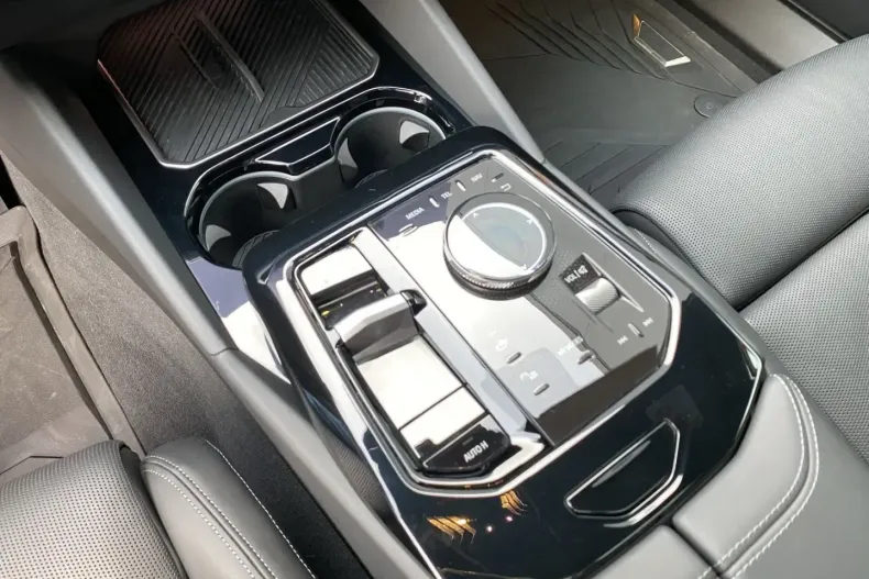 BMW 520 din 2024 cu 38.400 km - oferta BMW178286 - foto 12