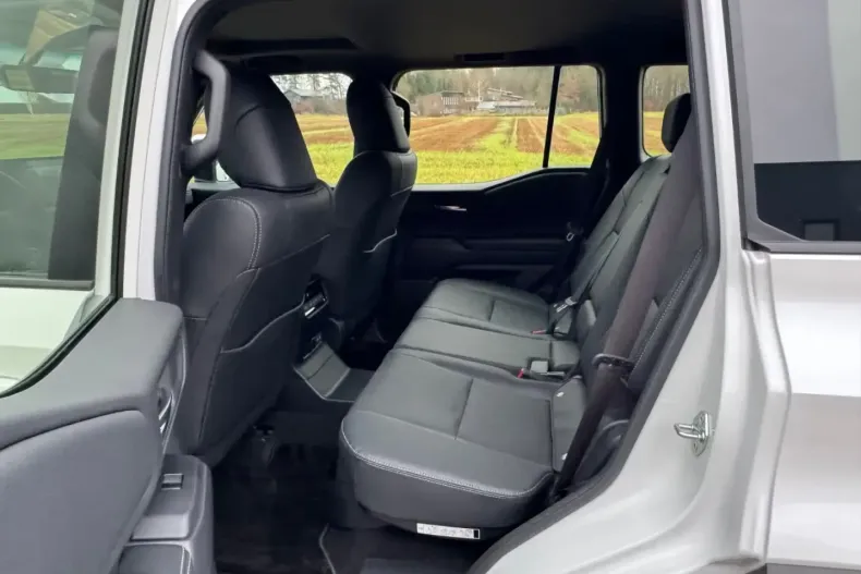 Toyota Land Cruiser din 2026 cu 99 km - oferta TOY178296 - foto 15