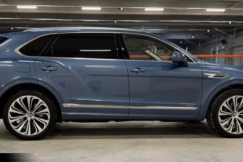 Bentley Bentayga din 2025 cu 10.000 km - oferta BEN178311 - foto 9