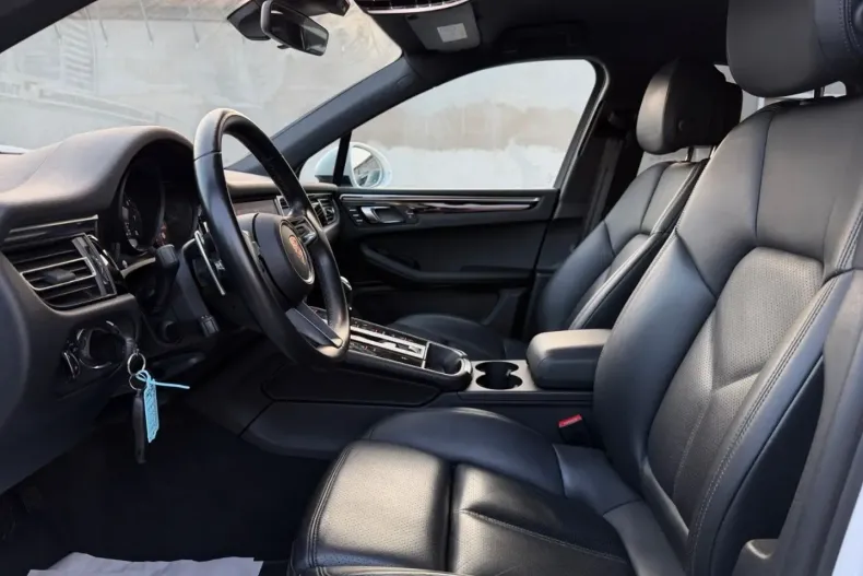 Porsche Macan din 2023 cu 42.000 km - oferta POR178314 - foto 9