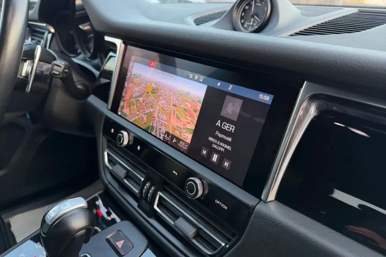 Porsche Macan din 2023 cu 42.000 km - oferta POR178314 - foto 14