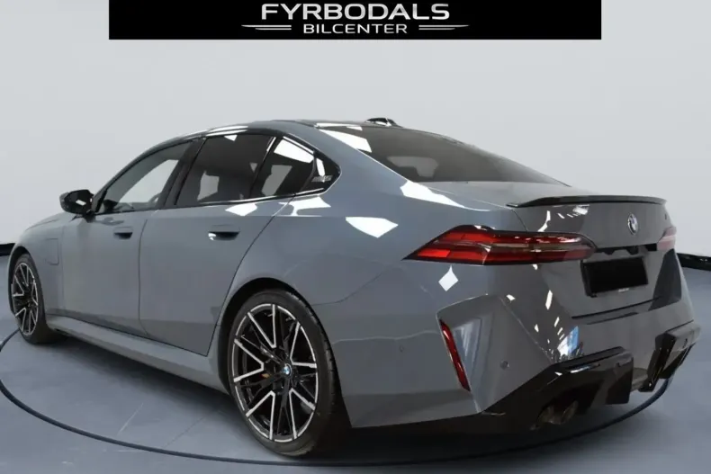 BMW M5 din 2024 cu 9.950 km - oferta BMW178317 - foto 8