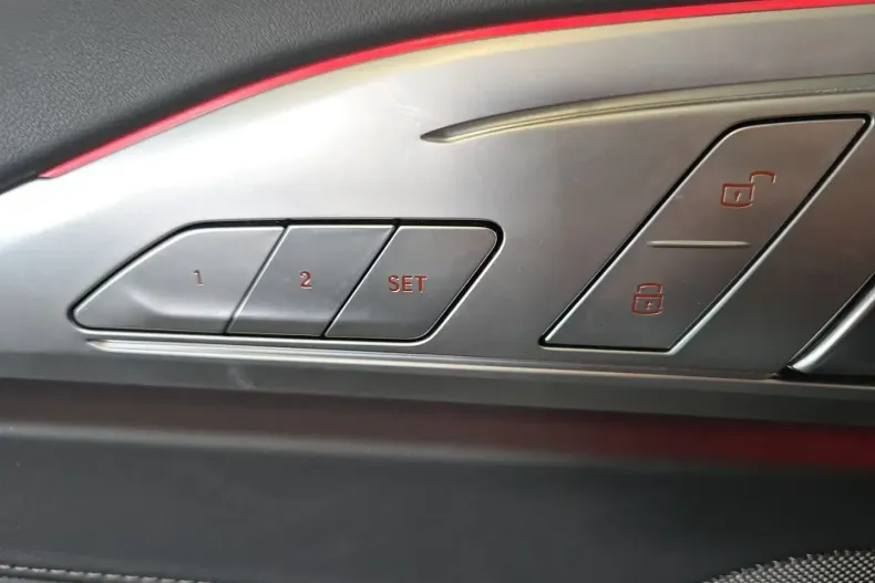 BMW M850 din 2025 cu 24.787 km - oferta BMW178333 - foto 20