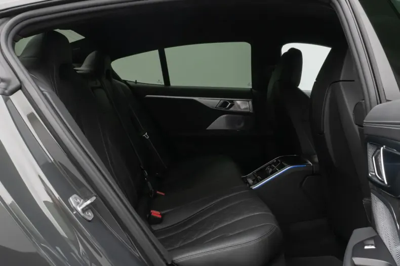 BMW M8 din 2022 cu 32.603 km - oferta BMW178344 - foto 26