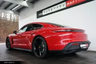 Porsche Taycan din 2022 cu 63.700 km - oferta POR178351 - foto 6