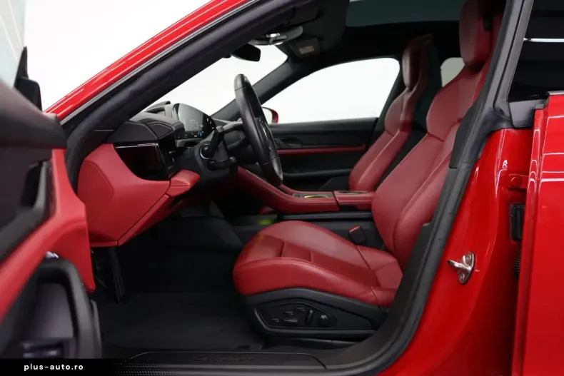 Porsche Taycan din 2022 cu 63.700 km - oferta POR178351 - foto 9