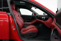 Porsche Taycan din 2022 cu 63.700 km - oferta POR178351 - foto 13