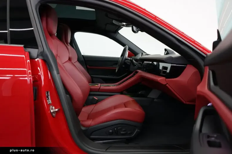 Porsche Taycan din 2022 cu 63.700 km - oferta POR178351 - foto 13