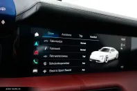 Porsche Taycan din 2022 cu 63.700 km - oferta POR178351 - foto 19