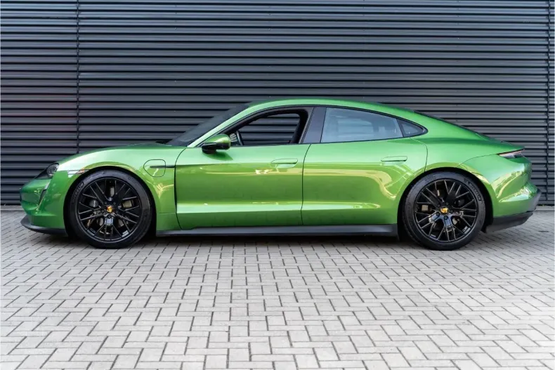 Porsche Taycan din 2022 cu 67.100 km - oferta POR178354 - foto 2