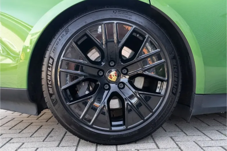 Porsche Taycan din 2022 cu 67.100 km - oferta POR178354 - foto 14