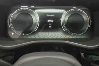 Aston Martin DBX din 2025 cu 6.990 km - oferta AST178357 - foto 10