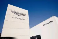 Aston Martin DBX din 2025 cu 6.990 km - oferta AST178357 - foto 41