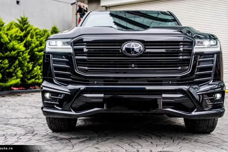 Toyota Land Cruiser din 2025 cu 0 km - oferta TOY178363 - foto 3