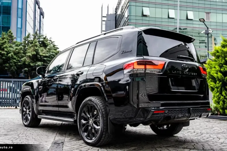 Toyota Land Cruiser din 2025 cu 0 km - oferta TOY178363 - foto 5