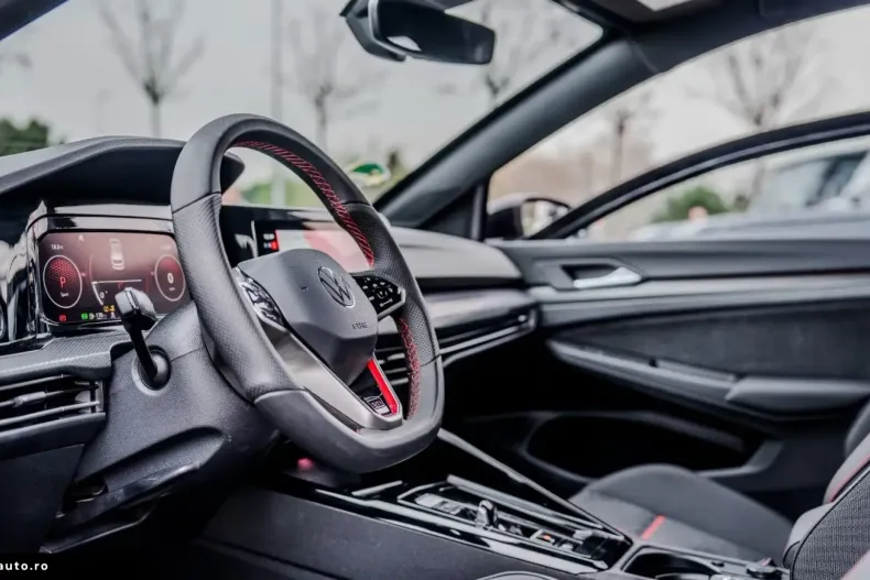 Toyota Land Cruiser din 2025 cu 0 km - oferta TOY178363 - foto 17