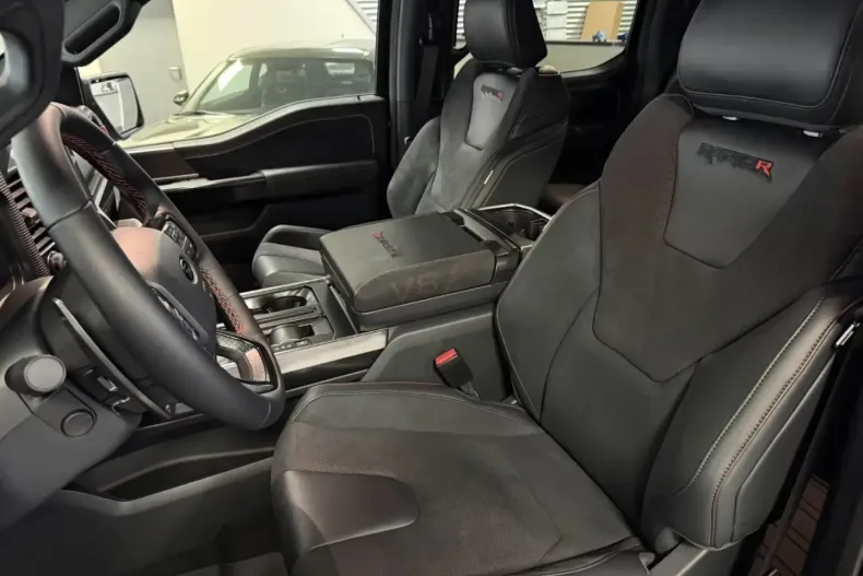 Ford Raptor din 2026 cu 5 km - oferta FOR178369 - foto 35