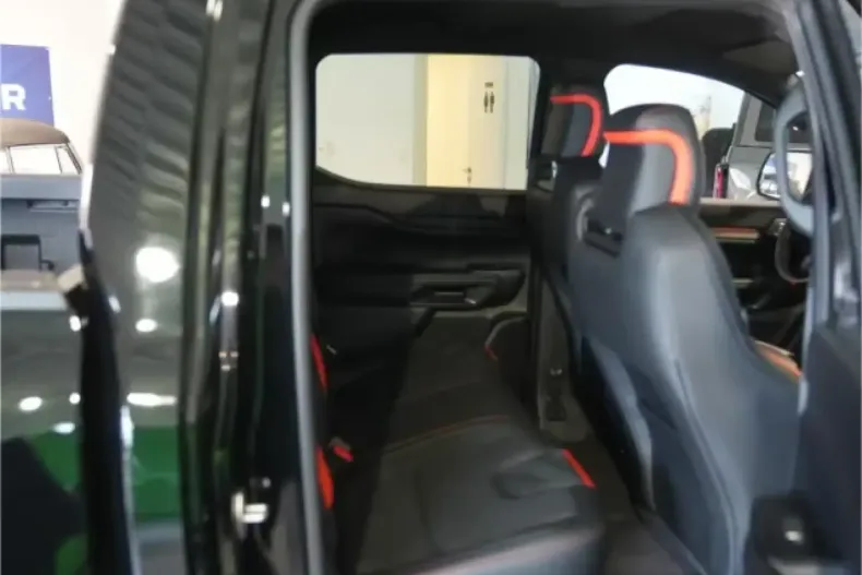 Ford Raptor din 2024 cu 470 km - oferta FOR178371 - foto 7