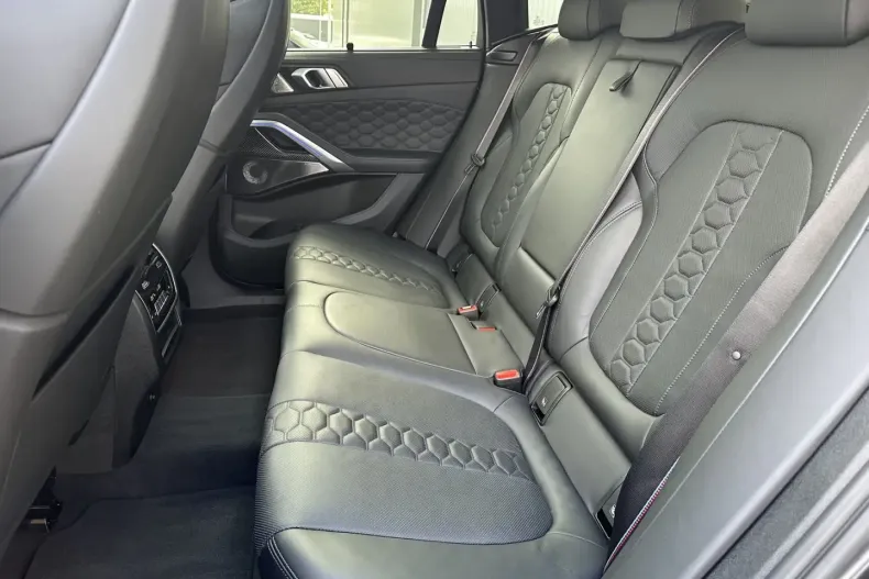 BMW X6 M din 2023 cu 69.450 km - oferta BMW178376 - foto 12