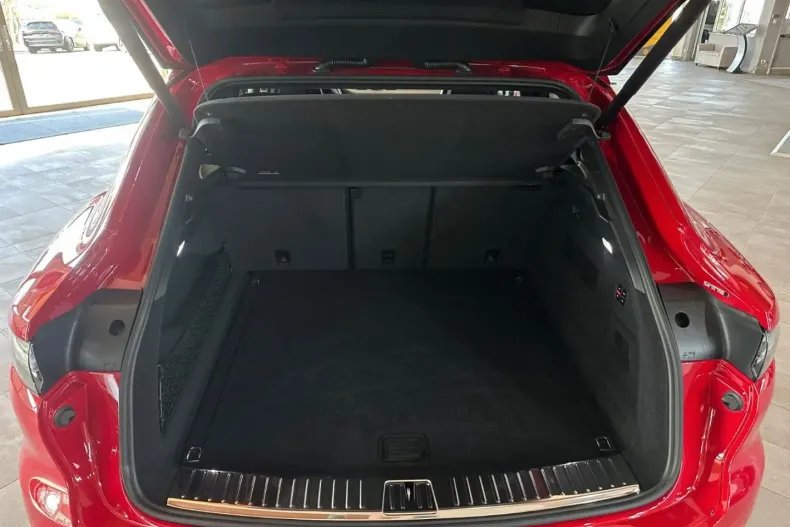 Porsche Cayenne din 2023 cu 33.030 km - oferta POR178384 - foto 7