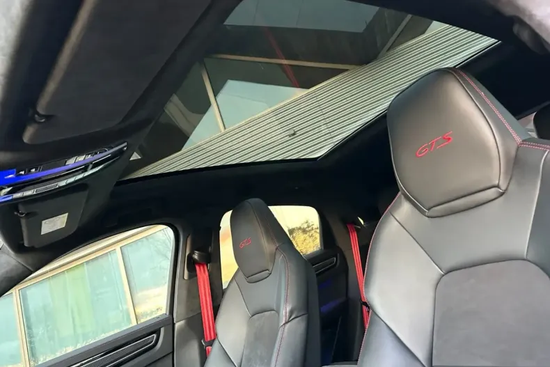 Porsche Cayenne din 2023 cu 33.030 km - oferta POR178384 - foto 19